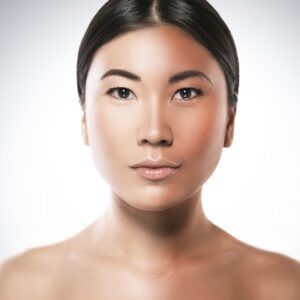 How do dermatologists permanently lighten skin?