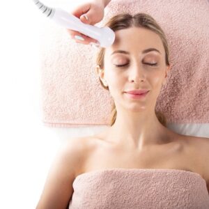 Hydrafacial benefits Over Beauty Facial