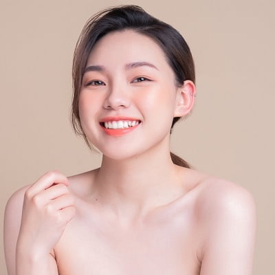 A Deep Dive into Skin Whitening Techniques